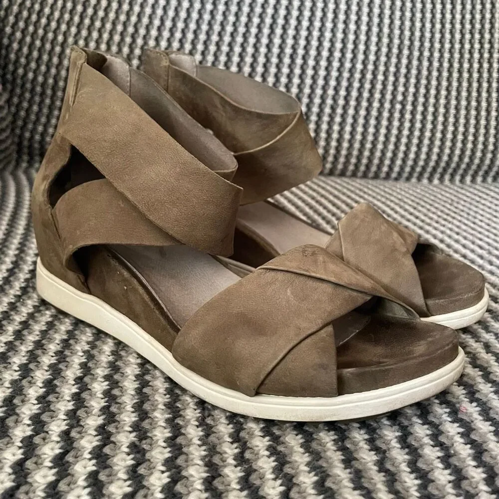Eileen Fisher Viv women’s shoe size 7.5 green wedge sandal